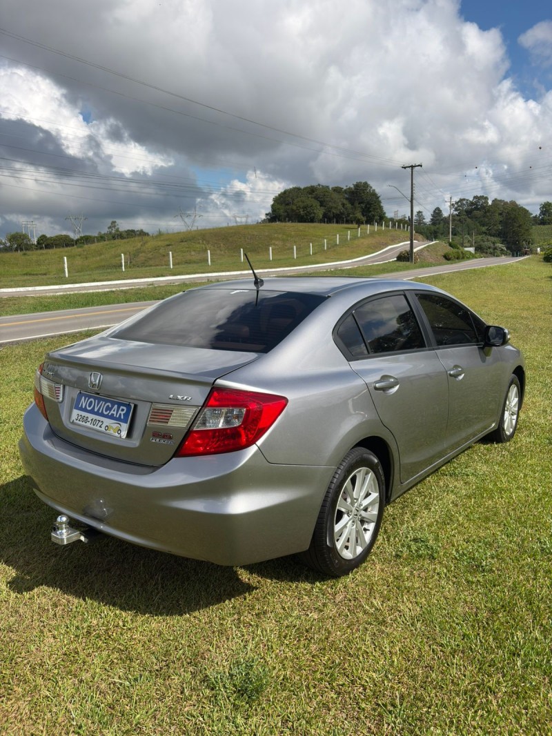CIVIC 2.0 LXR 16V FLEX 4P AUTOMÁTICO - 2014 - FARROUPILHA