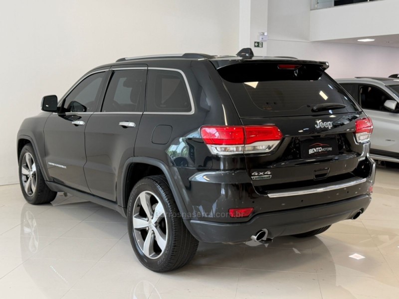 GRAND CHEROKEE 3.0 LIMITED 4X4 V6 24V TURBO DIESEL 4P AUTOMÁTICO - 2015 - BENTO GONçALVES