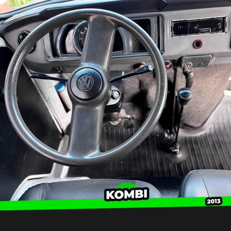KOMBI 1.4 MI STD ESCOLAR 8V FLEX 3P MANUAL - 2013 - TAQUARA