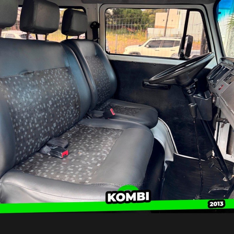 KOMBI 1.4 MI STD ESCOLAR 8V FLEX 3P MANUAL - 2013 - TAQUARA