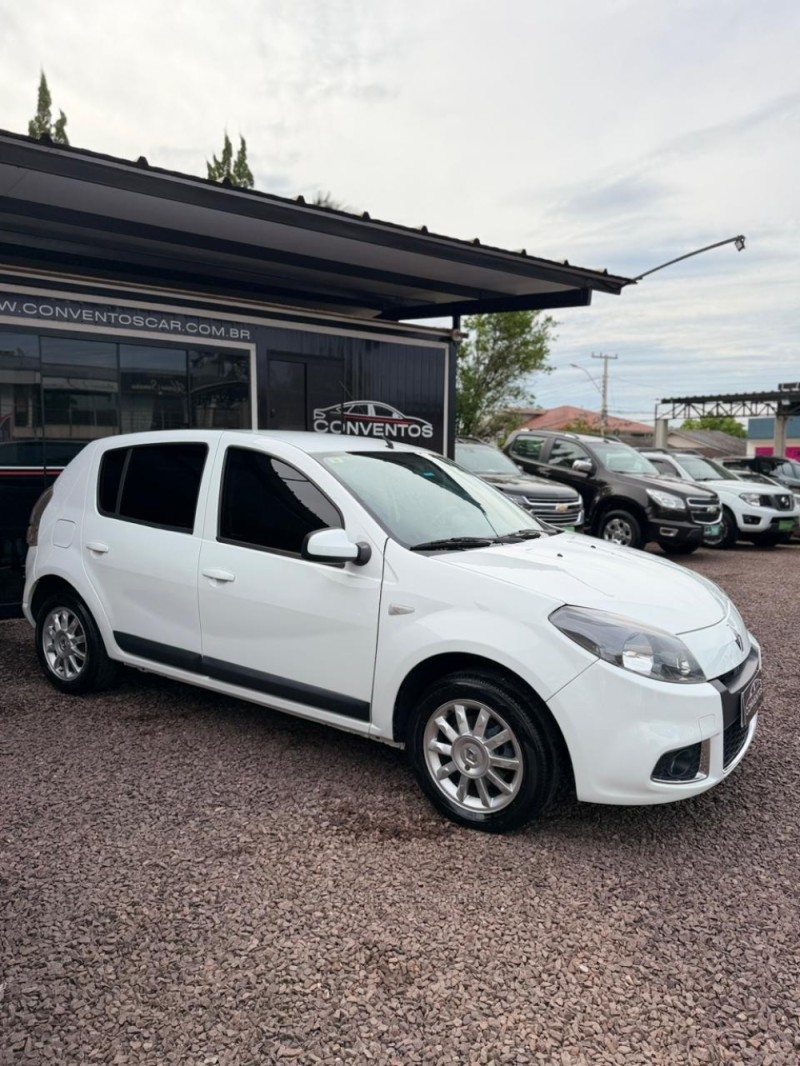 SANDERO 1.6 PRIVILÉGE 16V FLEX 4P AUTOMÁTICO - 2014 - LAJEADO