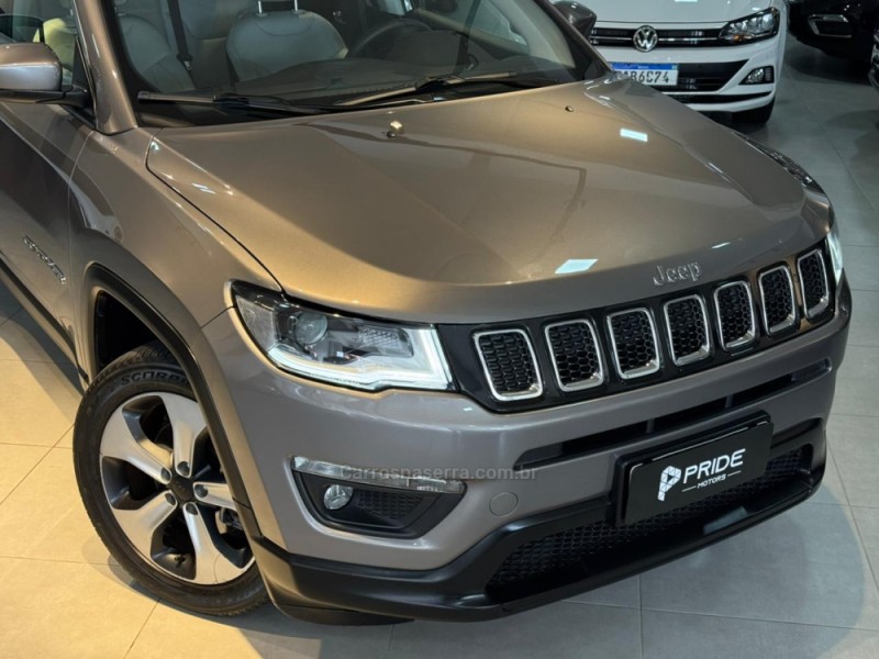 COMPASS 2.0 16V FLEX LONGITUDE AUTOMÁTICO - 2018 - CAXIAS DO SUL