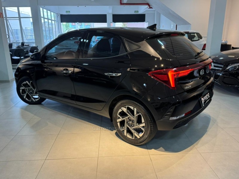 HB20 1.0 PLATINUM 12V TURBO FLEX 4P AUTOMÁTICO - 2023 - CAXIAS DO SUL