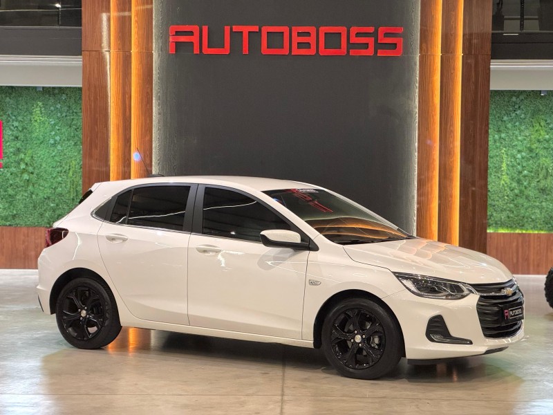ONIX 1.0 LTZ 12V TURBO FLEX 4P AUTOMÁTICO - 2022 - NOVO HAMBURGO