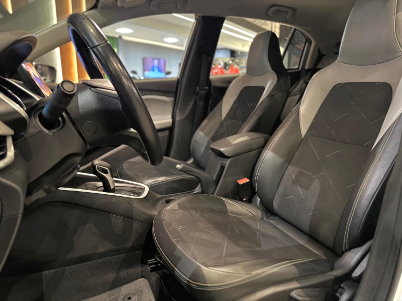 ONIX 1.0 LTZ 12V TURBO FLEX 4P AUTOMÁTICO - 2022 - NOVO HAMBURGO