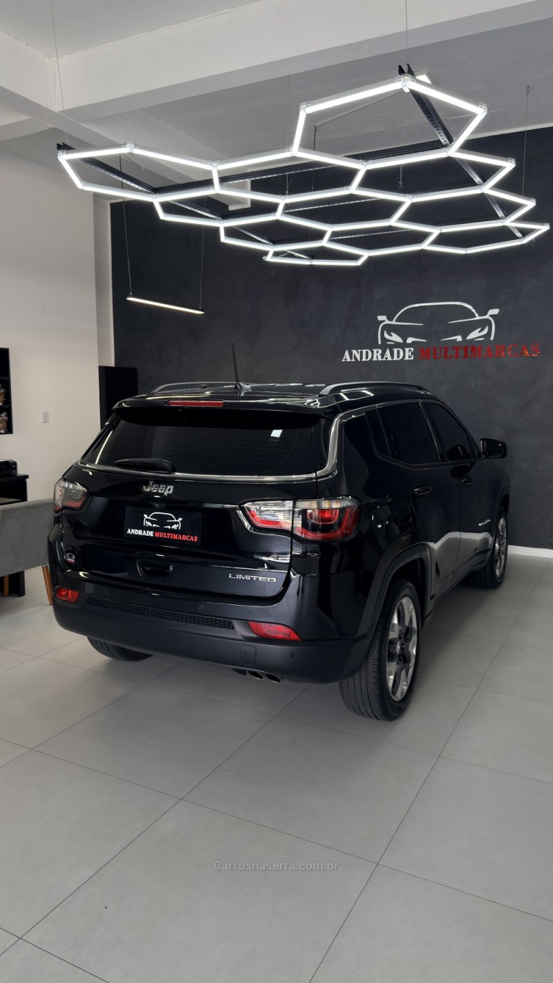 COMPASS 2.0 16V FLEX LIMITED AUTOMÁTICO - 2017 - CAXIAS DO SUL