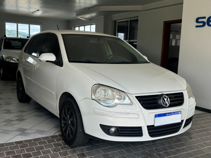 POLO 1.6 MI 8V FLEX 4P MANUAL
