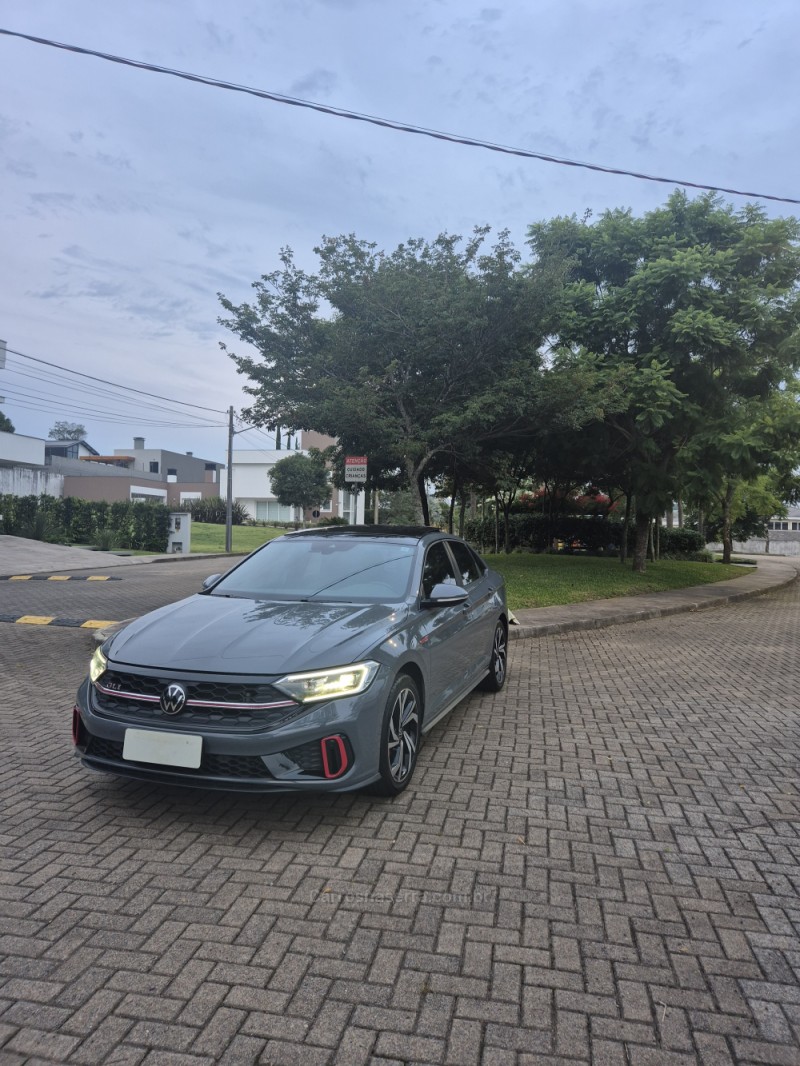 JETTA 2.0 16V TSI GLI 350 GASOLINA 4P AUTOMÁTICO - 2023 - BENTO GONçALVES