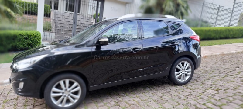 IX35 2.0 MPI 4X2 16V GASOLINA 4P MANUAL - 2011 - FARROUPILHA