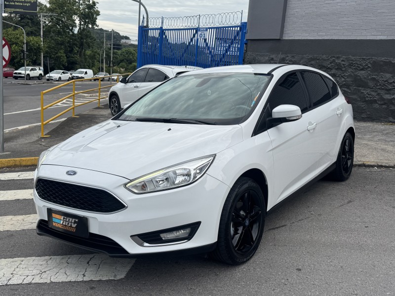 FOCUS 1.6 SE 16V FLEX 4P MANUAL - 2018 - CAXIAS DO SUL