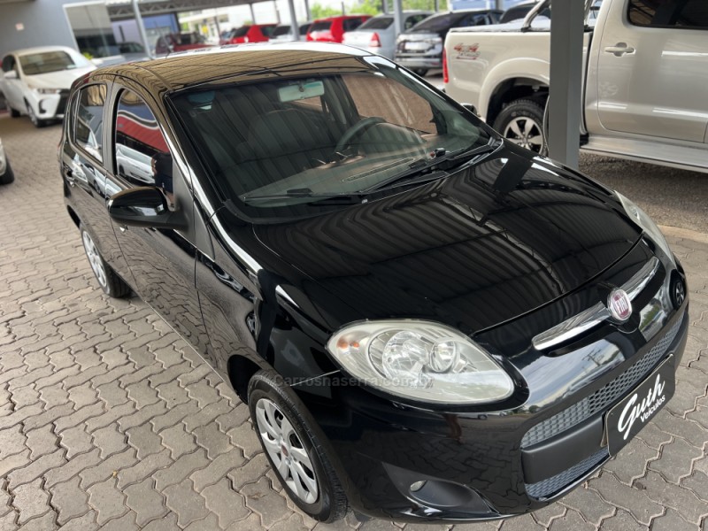 PUNTO 1.4 ATTRACTIVE 8V FLEX 4P MANUAL - 2012 - BOM PRINCíPIO