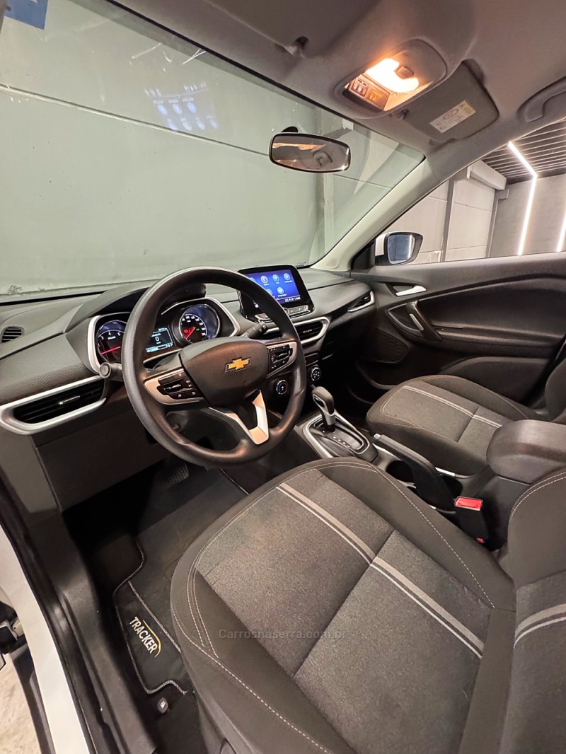 TRACKER 1.0 12V LT TURBO FLEX 4P AUTOMÁTICO - 2024 - PASSO FUNDO