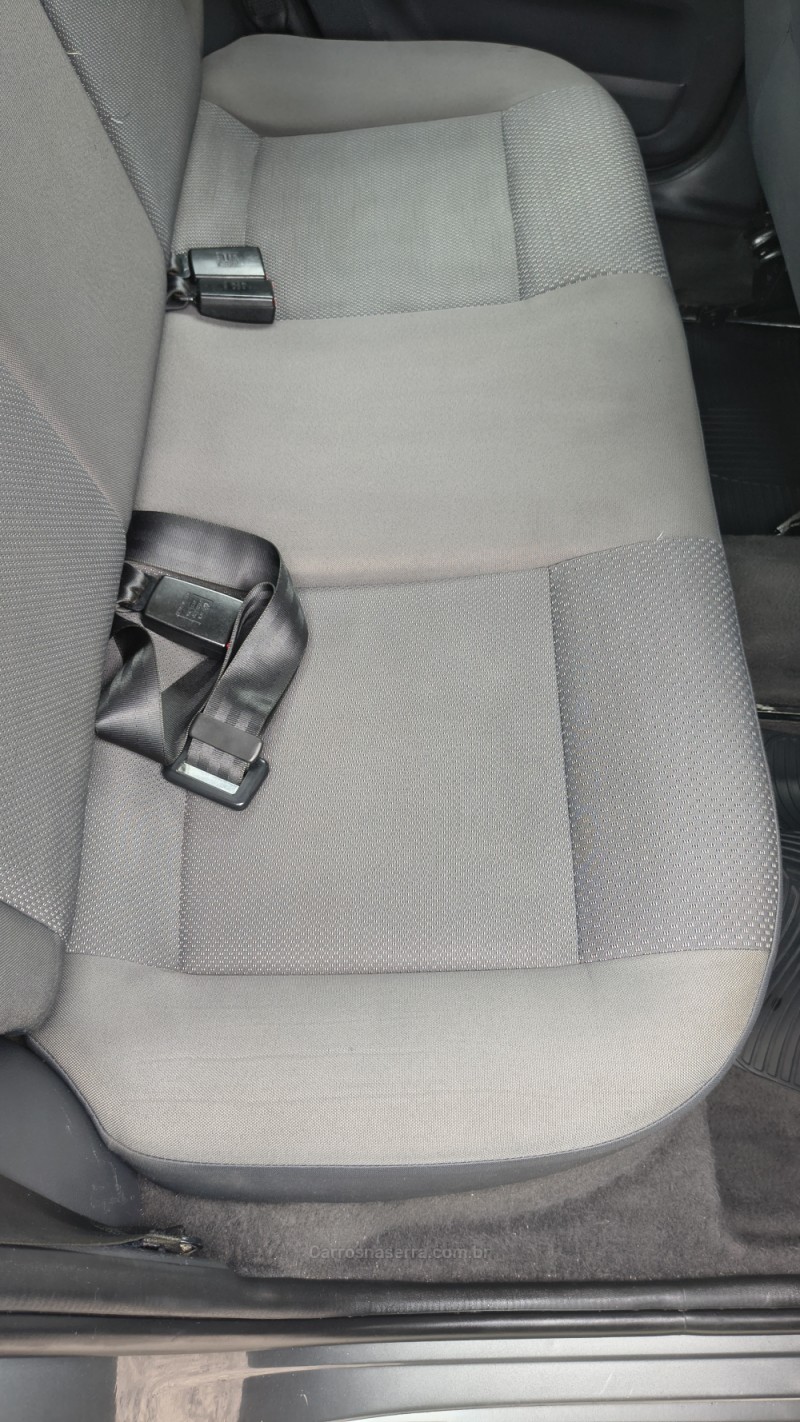 VOYAGE 1.6 MI TREND 8V FLEX 4P MANUAL - 2011 - CAXIAS DO SUL