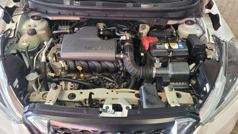 KICKS 1.6 16V FLEX SL 4P XTRONIC - 2018 - GARIBALDI