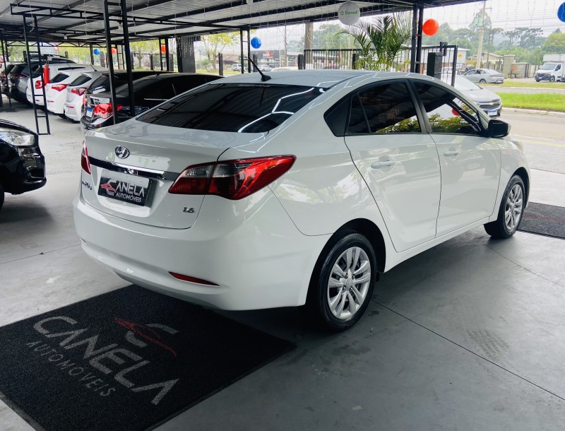 HB20S 1.6 COMFORT PLUS 16V FLEX 4P MANUAL - 2017 - CANELA