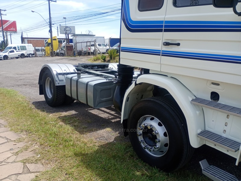 R-113 H 360 4X2 - 1997 - FARROUPILHA