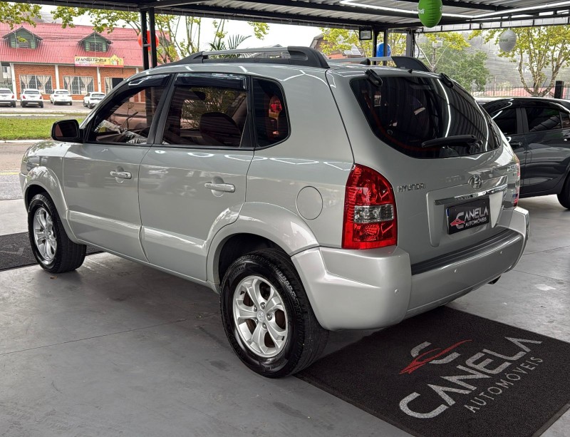 TUCSON 2.0 MPFI GLS 16V 143CV 2WD FLEX 4P AUTOMÁTICO - 2013 - CANELA
