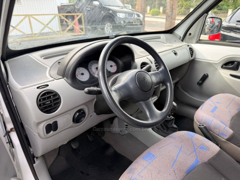 KANGOO 1.6 EXPRESS 16V FLEX 3P MANUAL - 2010 - CANELA