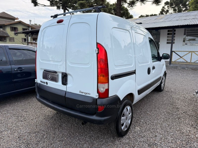 KANGOO 1.6 EXPRESS 16V FLEX 3P MANUAL - 2010 - CANELA