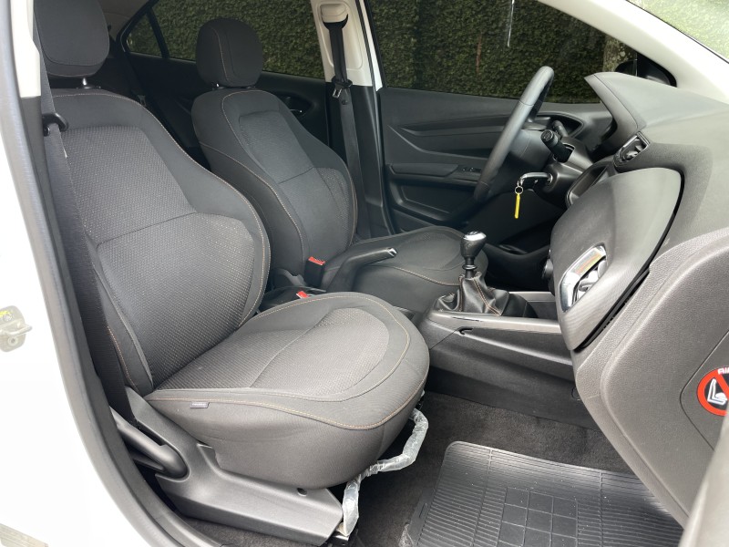 ONIX 1.4 MPFI LTZ 8V FLEX 4P MANUAL - 2015 - CAXIAS DO SUL