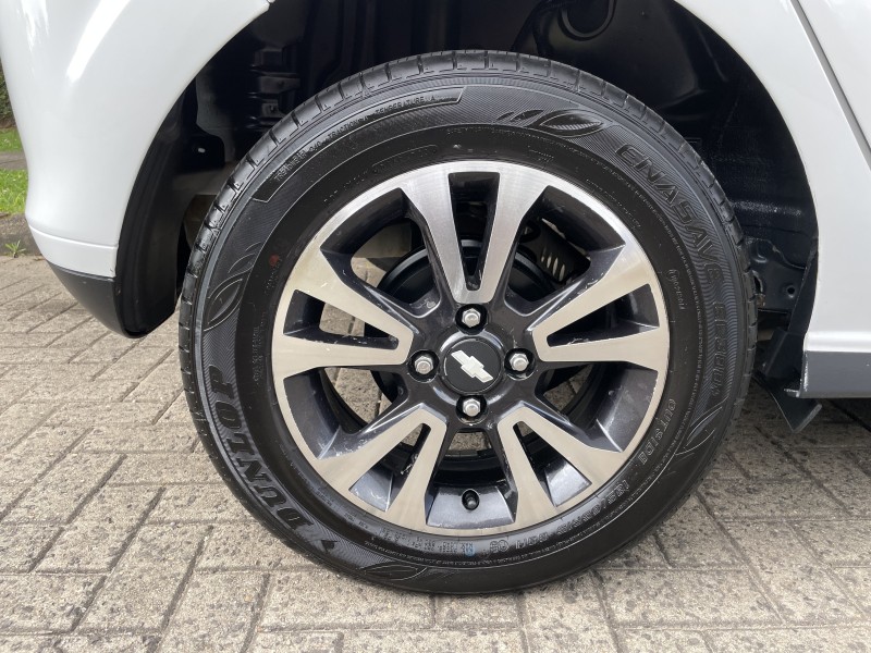 ONIX 1.4 MPFI LTZ 8V FLEX 4P MANUAL - 2015 - CAXIAS DO SUL