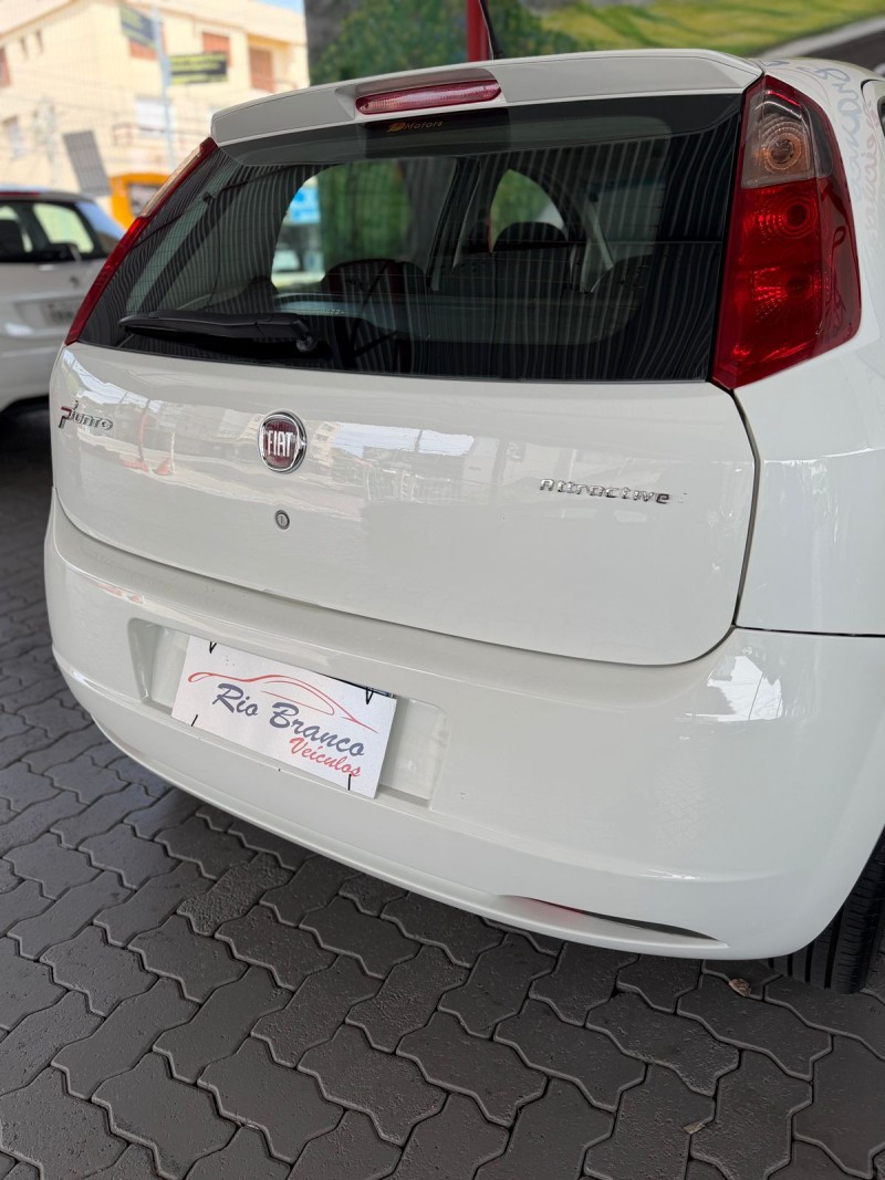 PUNTO 1.4 ATTRACTIVE 8V FLEX 4P MANUAL - 2012 - CAXIAS DO SUL