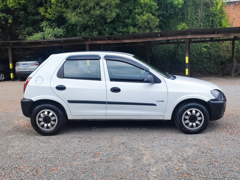 CELTA 1.0 MPFI VHC LIFE 8V FLEX 4P MANUAL - 2007 - FARROUPILHA