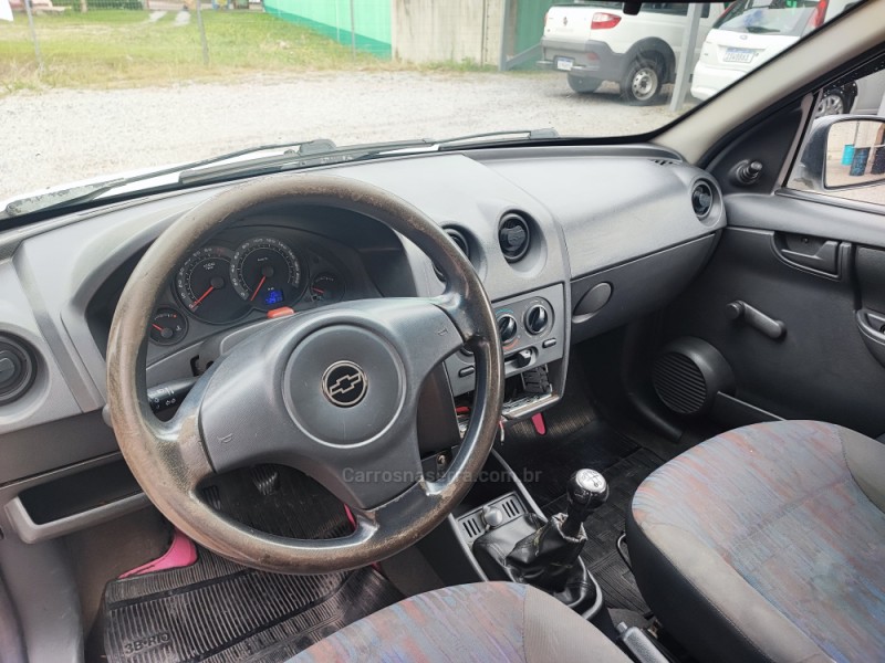 CELTA 1.0 MPFI VHC LIFE 8V FLEX 4P MANUAL - 2007 - FARROUPILHA