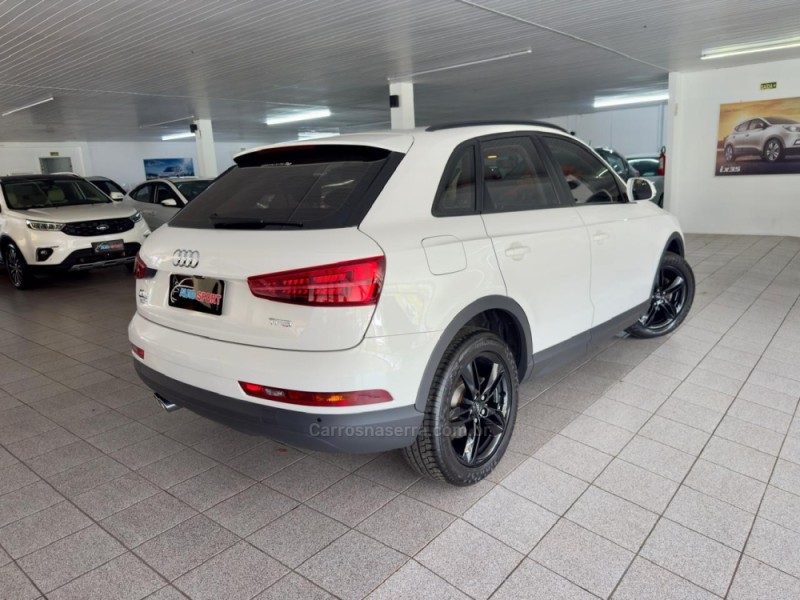 Q3 1.4 TFSI AMBIENTE FLEX 4P S TRONIC - 2017 - NOVO HAMBURGO