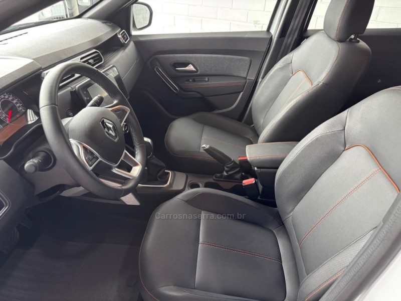 DUSTER 1.3 TCE ICONIC PLUS FLEX 4P AUTOMÁTICA - 2026 - CAXIAS DO SUL