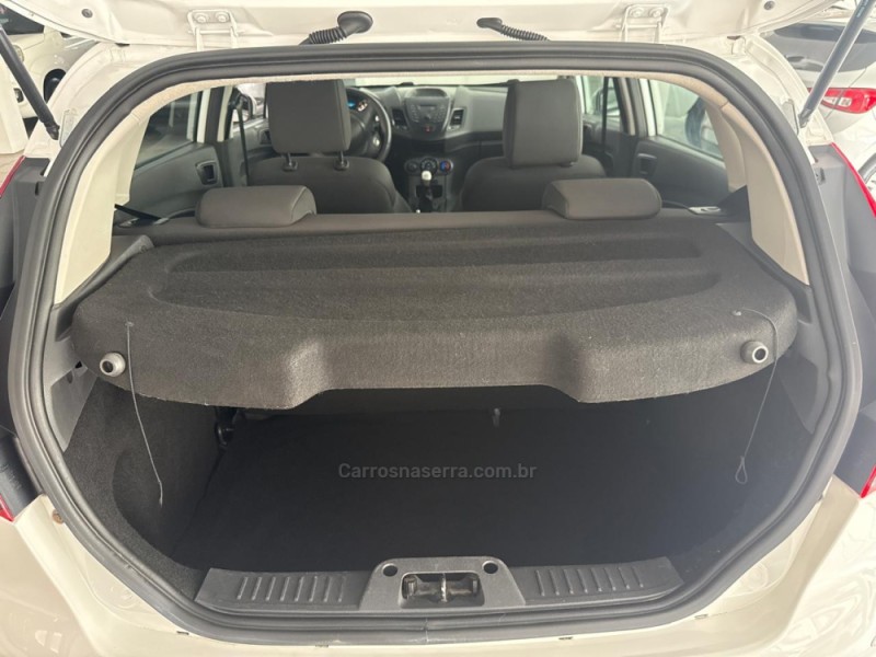 FIESTA 1.6 SE HATCH 16V FLEX 4P MANUAL - 2016 - NOVO HAMBURGO
