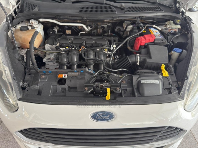 FIESTA 1.6 SE HATCH 16V FLEX 4P MANUAL - 2016 - NOVO HAMBURGO