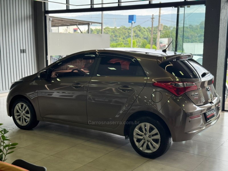 HB20 1.0 COMFORT STYLE 12V FLEX 4P MANUAL - 2017 - DOIS IRMãOS
