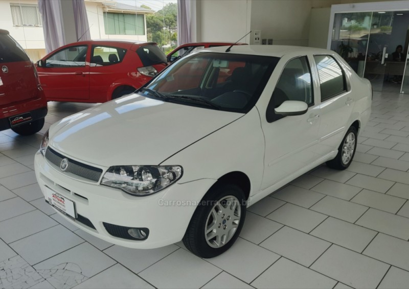 SIENA 1.8 MPI HLX 8V FLEX 4P MANUAL - 2005 - GARIBALDI