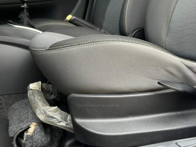 PUNTO 1.4 ATTRACTIVE ITALIA 8V FLEX 4P MANUAL - 2015 - LAGOA VERMELHA