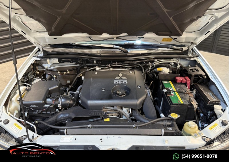 PAJERO DAKAR 3.2 HPE 4X4 7 LUGARES 16V TURBO INTERCOOLER DIESEL 4P AUTOMÁTICO - 2016 - BENTO GONçALVES