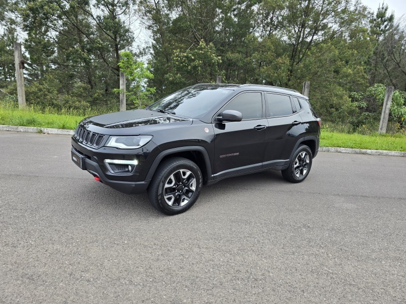COMPASS 2.0 16V DIESEL TRAILHAWK 4X4 AUTOMÁTICO - 2018 - BENTO GONçALVES