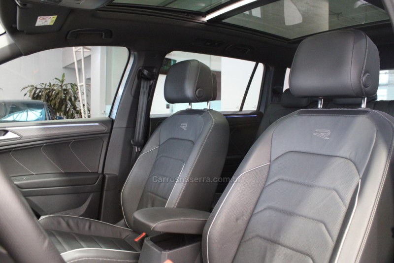TIGUAN 2.0 ALLSPACE R-LINE 300 TSI GASOLINA 4P AUTOMÁTICO - 2024 - CAXIAS DO SUL