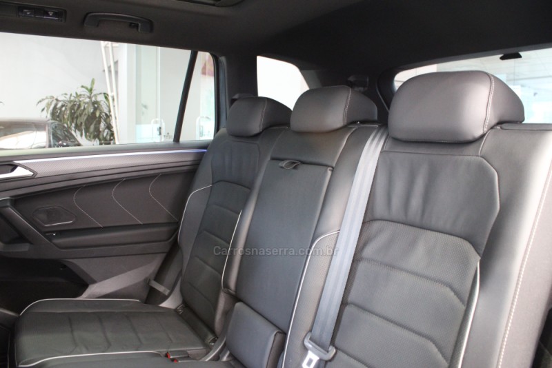 TIGUAN 2.0 ALLSPACE R-LINE 300 TSI GASOLINA 4P AUTOMÁTICO - 2024 - CAXIAS DO SUL