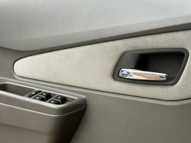 COBALT 1.4 MPFI LTZ 8V FLEX 4P MANUAL - 2012 - LAGOA VERMELHA