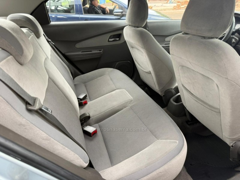 COBALT 1.4 MPFI LTZ 8V FLEX 4P MANUAL - 2012 - LAGOA VERMELHA