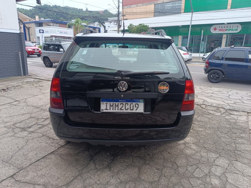 PARATI 1.8 MI TRACK & FIELD 8V FLEX 4P MANUAL G.IV - 2005 - FLORES DA CUNHA