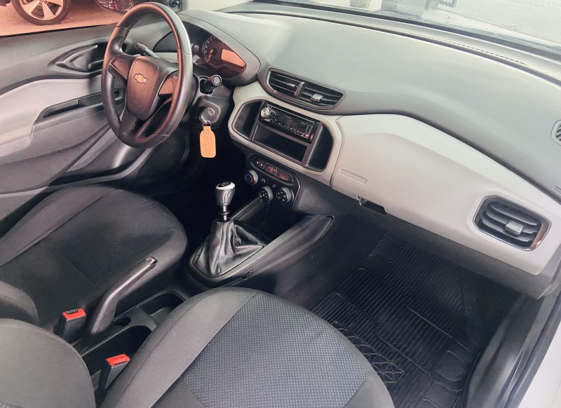 PRISMA 1.0 MPFI JOY 8V FLEX 4P MANUAL - 2018 - CANELA