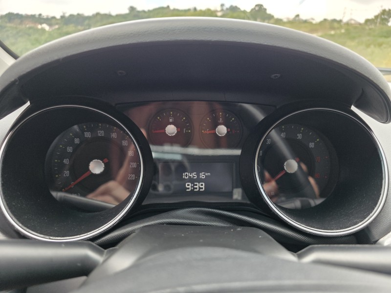 PUNTO 1.4 ATTRACTIVE ITALIA 8V FLEX 4P MANUAL - 2015 - BENTO GONçALVES