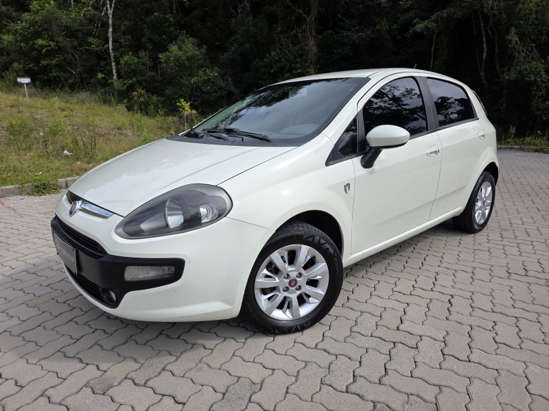 punto 1.4 attractive italia 8v flex 4p manual 2015 bento goncalves