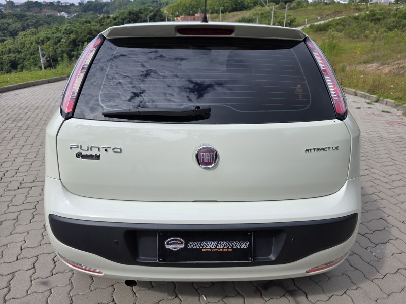 PUNTO 1.4 ATTRACTIVE ITALIA 8V FLEX 4P MANUAL - 2015 - BENTO GONçALVES