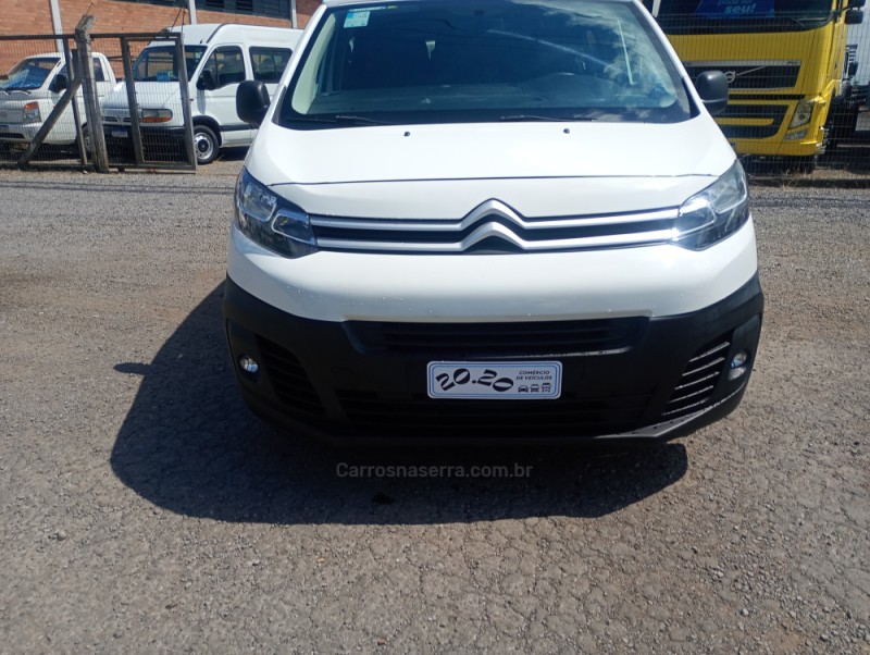 JUMPY 1.5 MINIBUS BLUE HDI DIESEL MANUAL - 2019 - FARROUPILHA