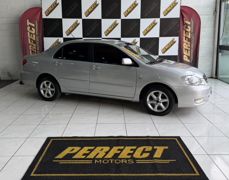 COROLLA 1.8 XEI 16V GASOLINA 4P AUTOMÁTICO - 2004 - PORTãO