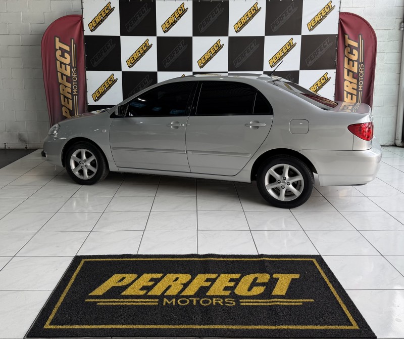 COROLLA 1.8 XEI 16V GASOLINA 4P AUTOMÁTICO - 2004 - PORTãO