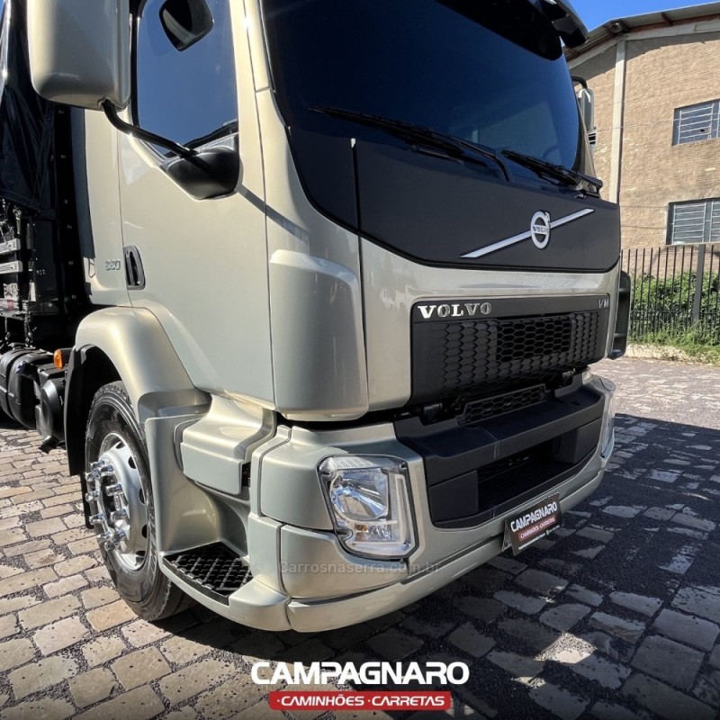 VM 220 4X2 - 2013 - VACARIA